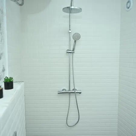 в центъра на търново Apartment *